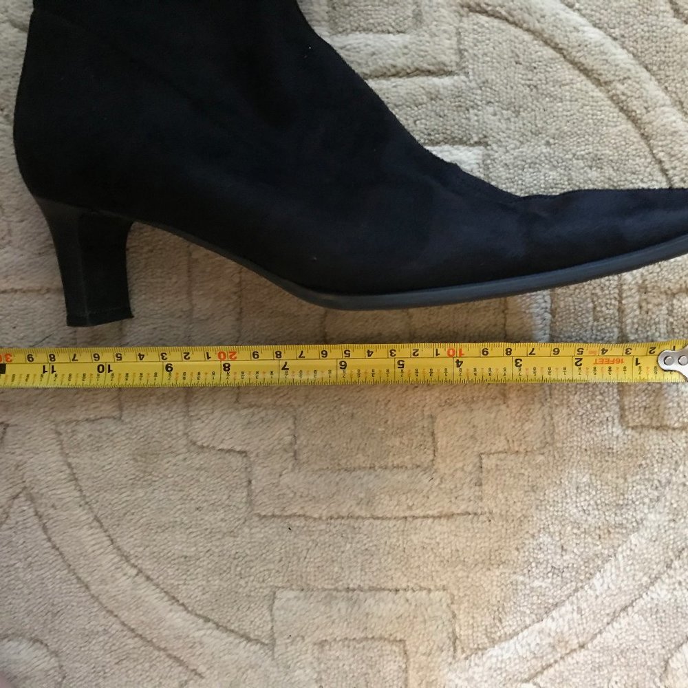 SOLD - Browns Couture Boots - Picture 12 of 16